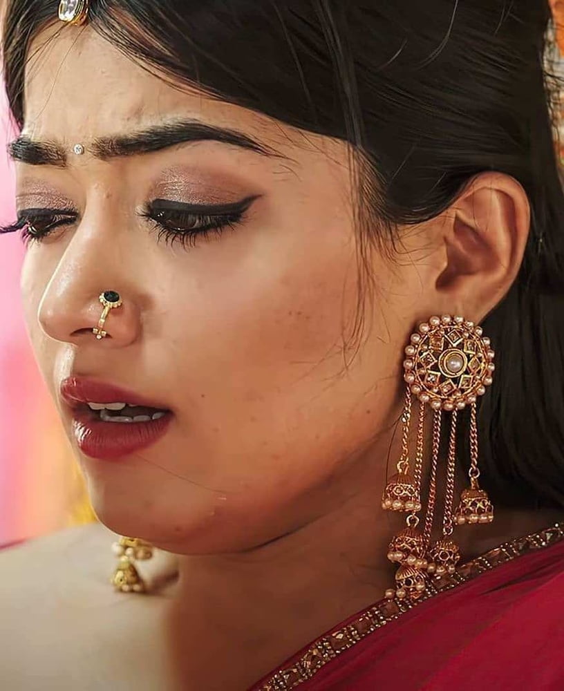 Bhabhi
 #87354953