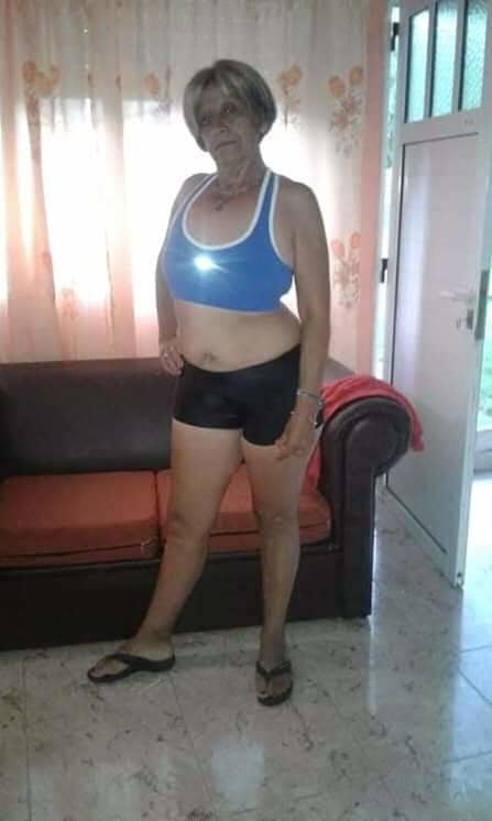 フェイスブックの女のコの写真
 #97802786