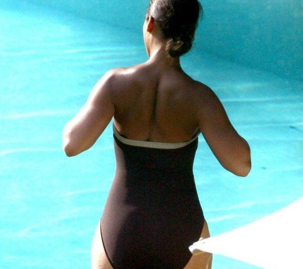 Alicia Keys nude #108474573