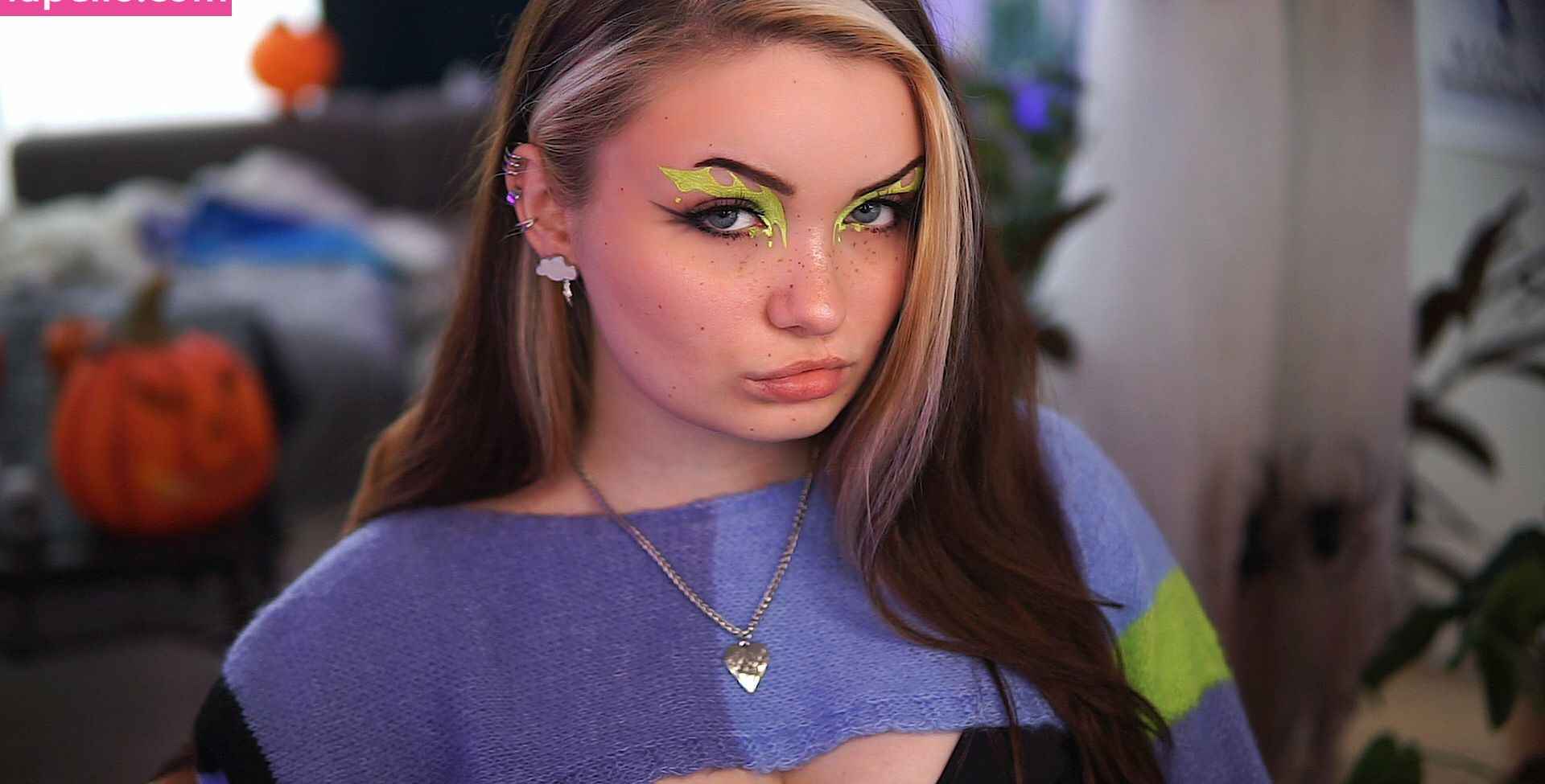 Proxyfox desnuda #109164273