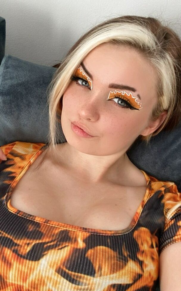 Proxyfox desnuda #109164291