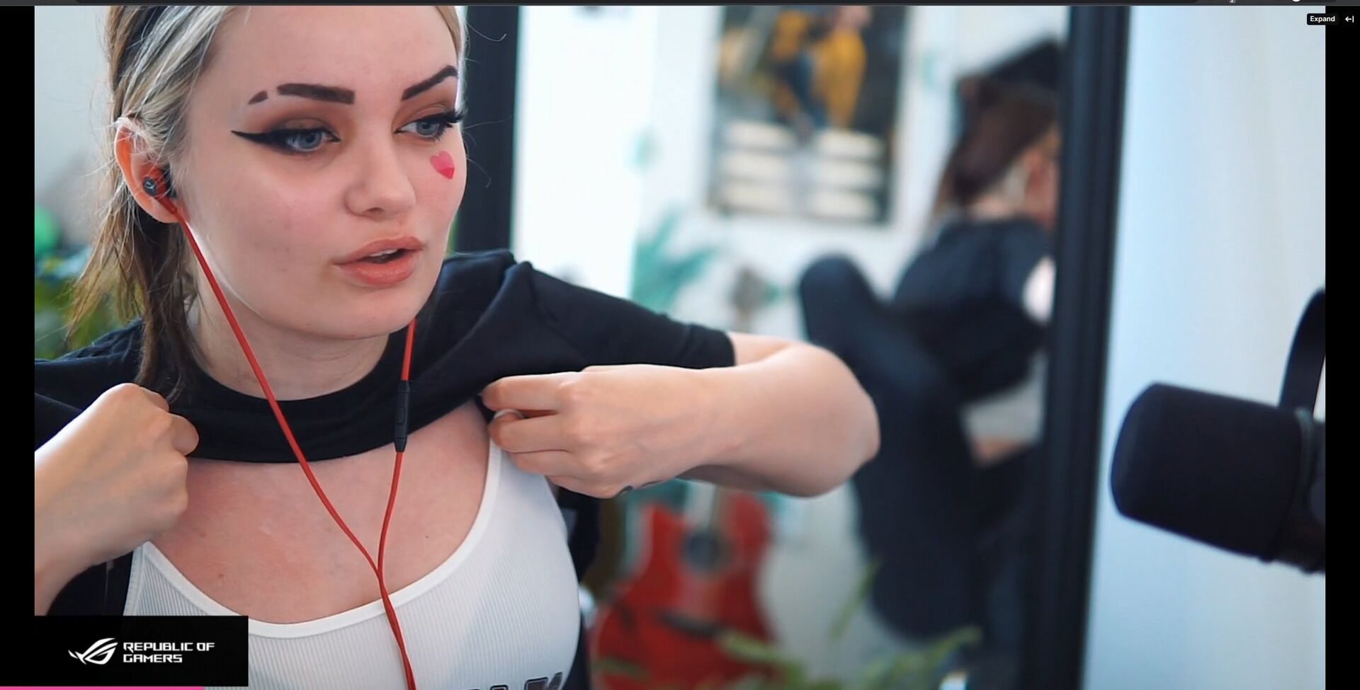 Proxyfox desnuda #109164299