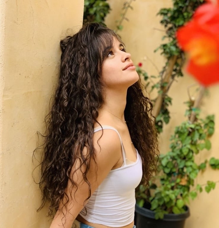 Camila cabello
 #97240873