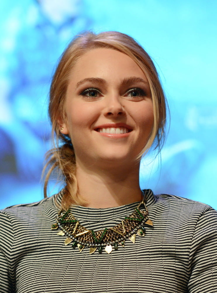 Annasophia Robb cravings box #81885291