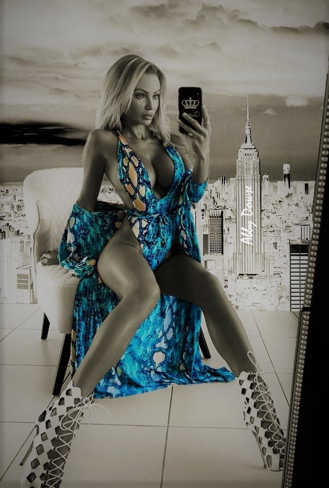 Finest art: abby dowse (picture play)
 #88331004