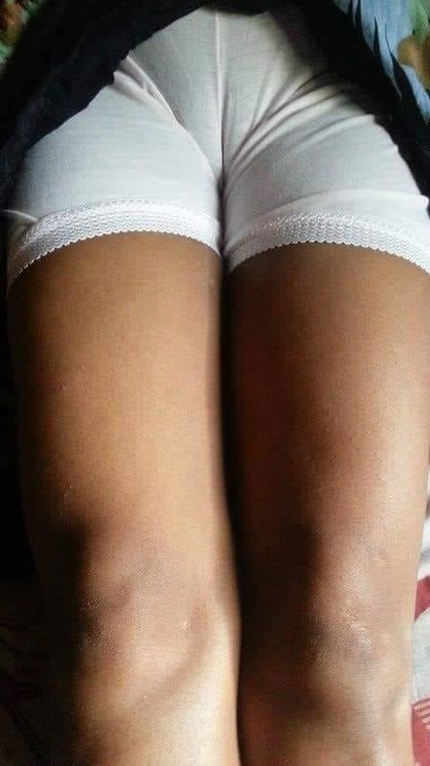 Sexo sinhala
 #81627546