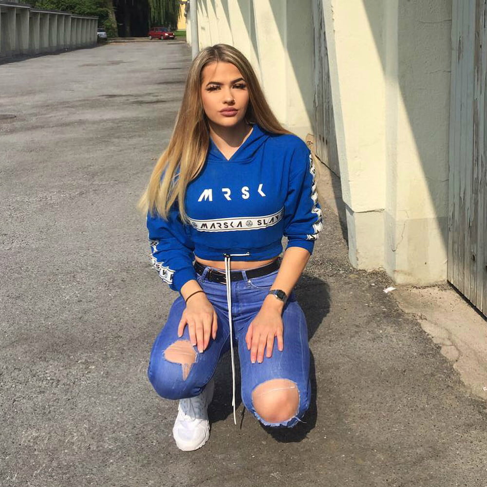 Amateur rubia 94
 #103187671