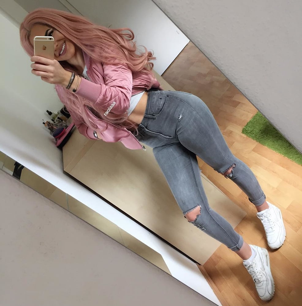 Amateur rubia 94
 #103187689