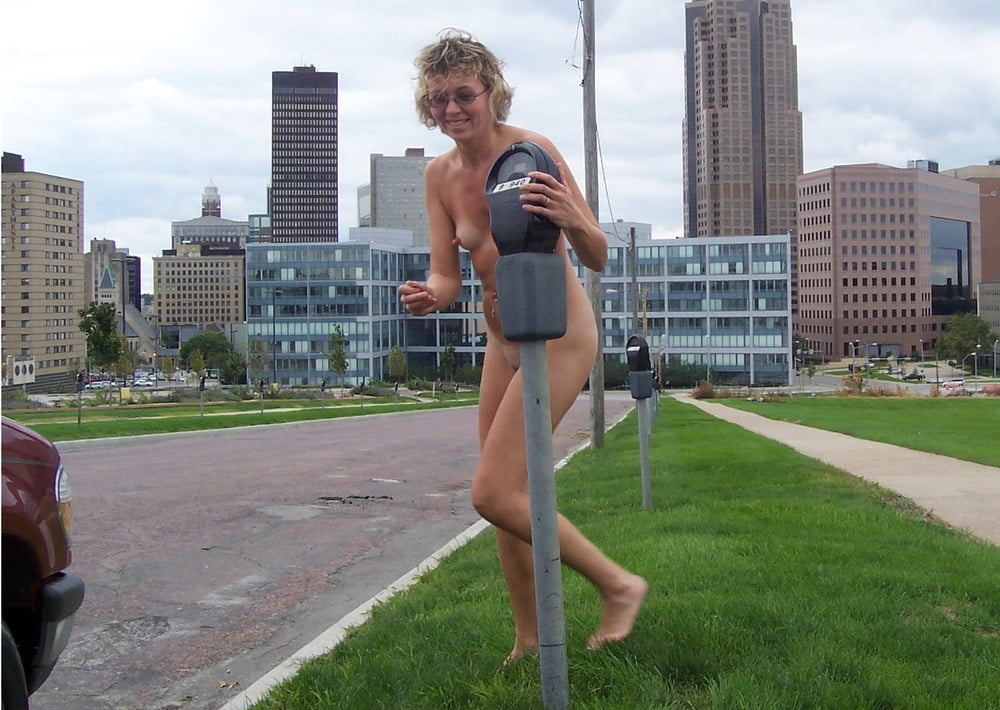 Frauen brauchen Exposition 818 - iowa milf
 #104560378