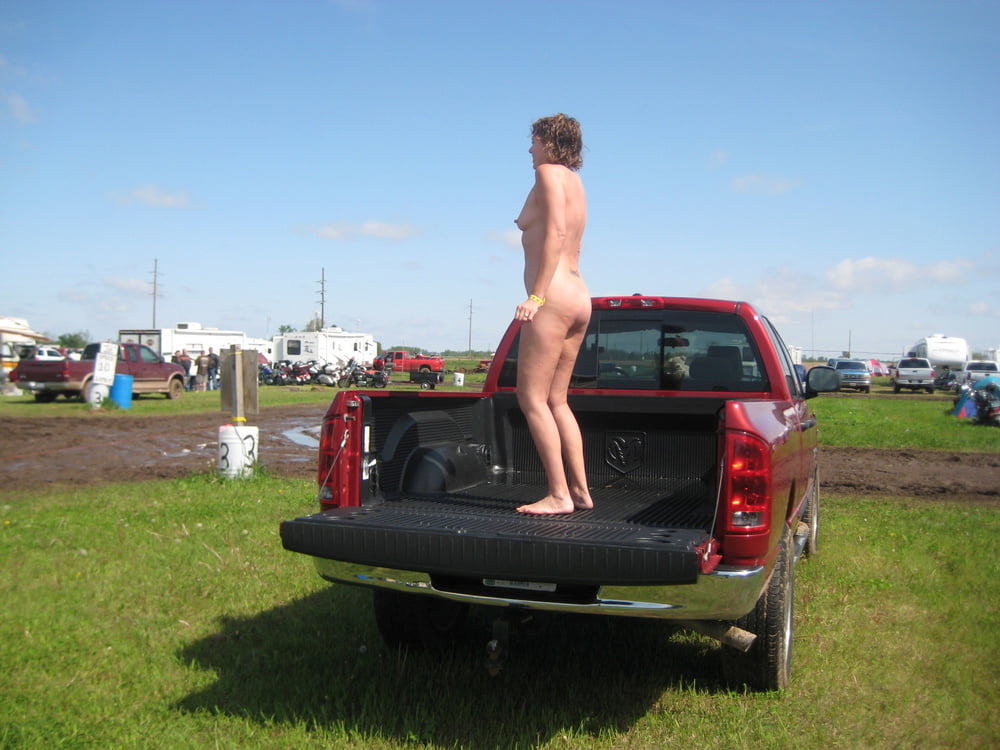 Frauen brauchen Exposition 818 - iowa milf
 #104560558