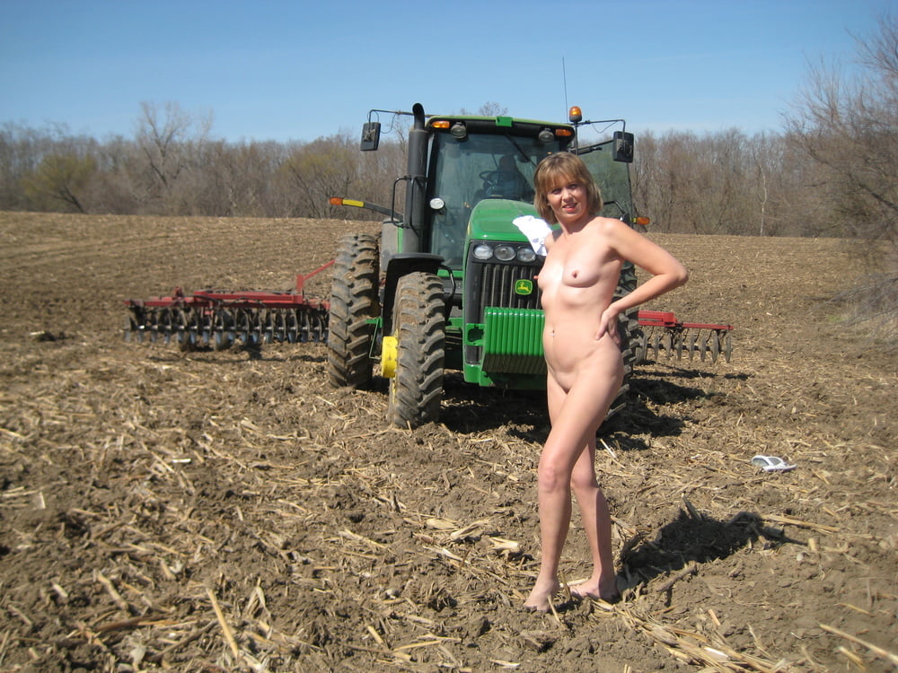 Frauen brauchen Exposition 818 - iowa milf
 #104560880