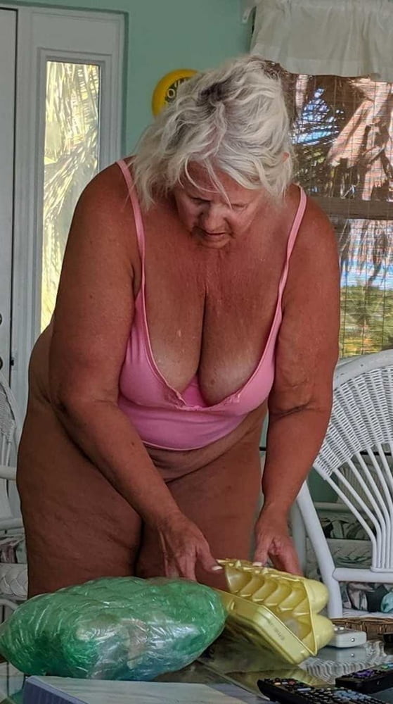 From MILF to GILF with Matures in between 182 #104101370