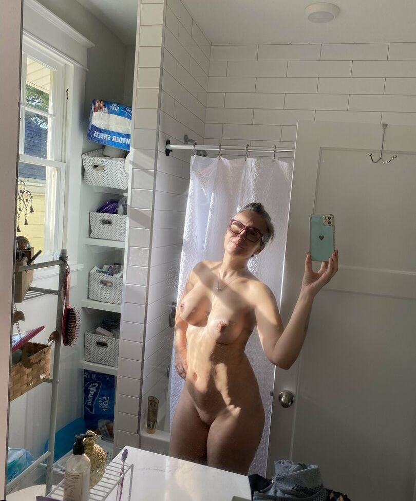Isabella Del Rio desnuda #109554657