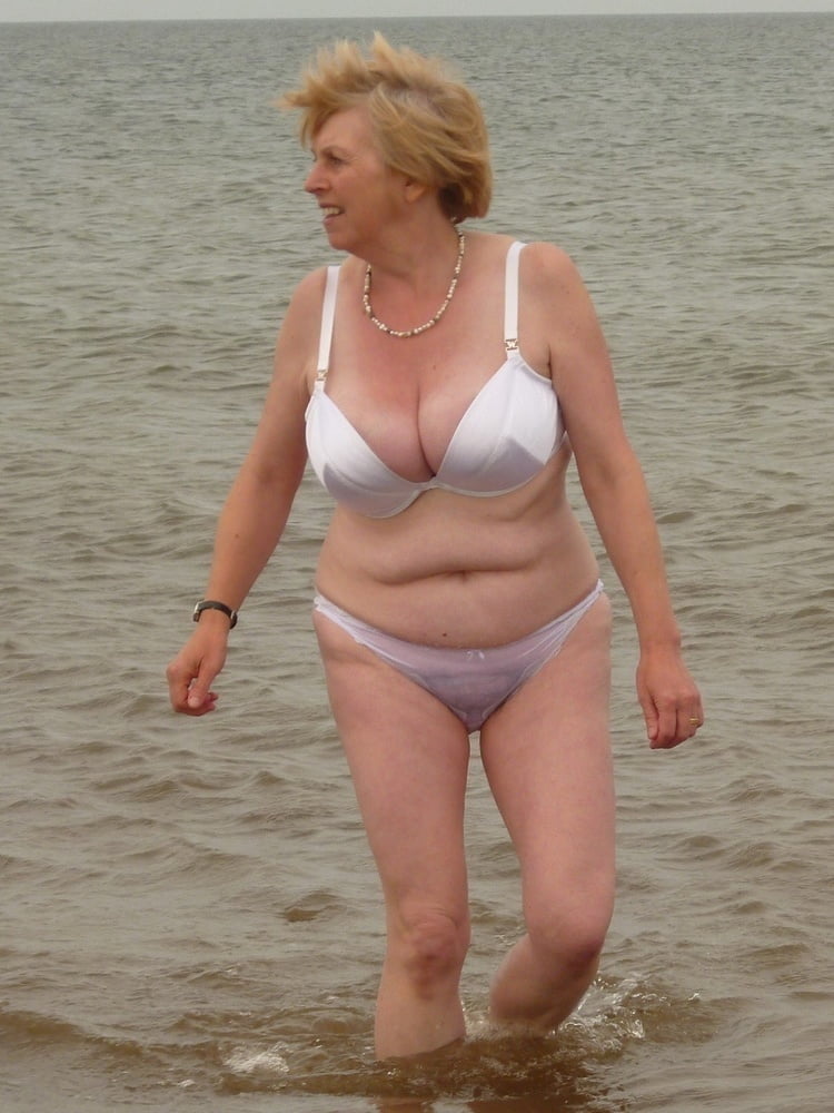 Beachmatures-07 #96776229