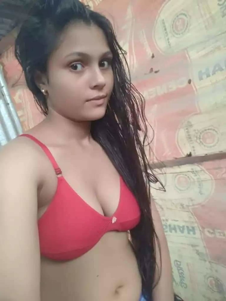 Bangladeshi Freundin
 #93552064