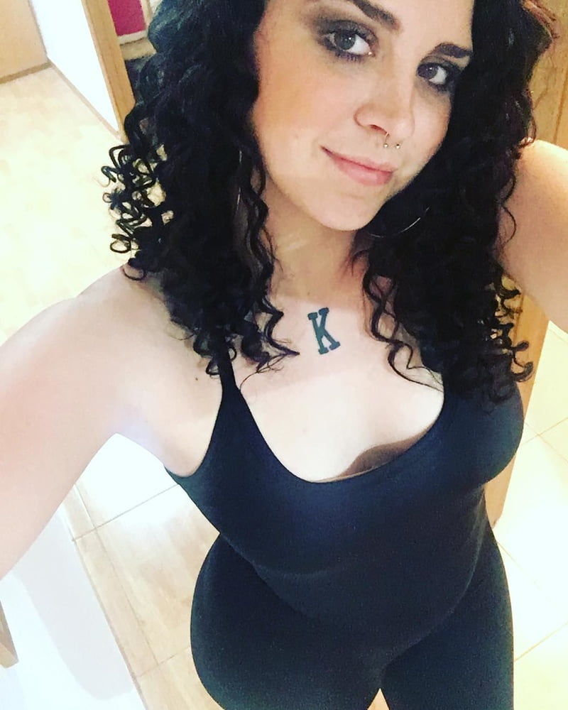 Pawg katy, for tributes
 #93332246
