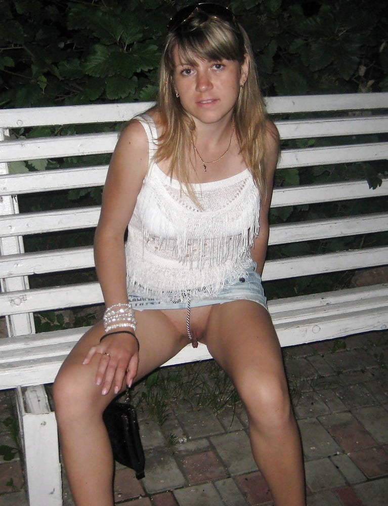 love sexy women on benches #90412972