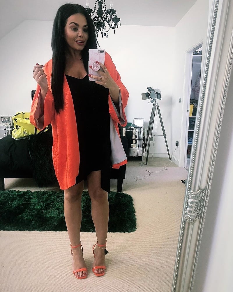 Scarlett moffatt
 #100515700