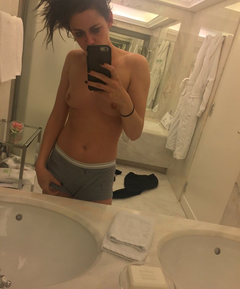 Kristen Stewart nude #107749874