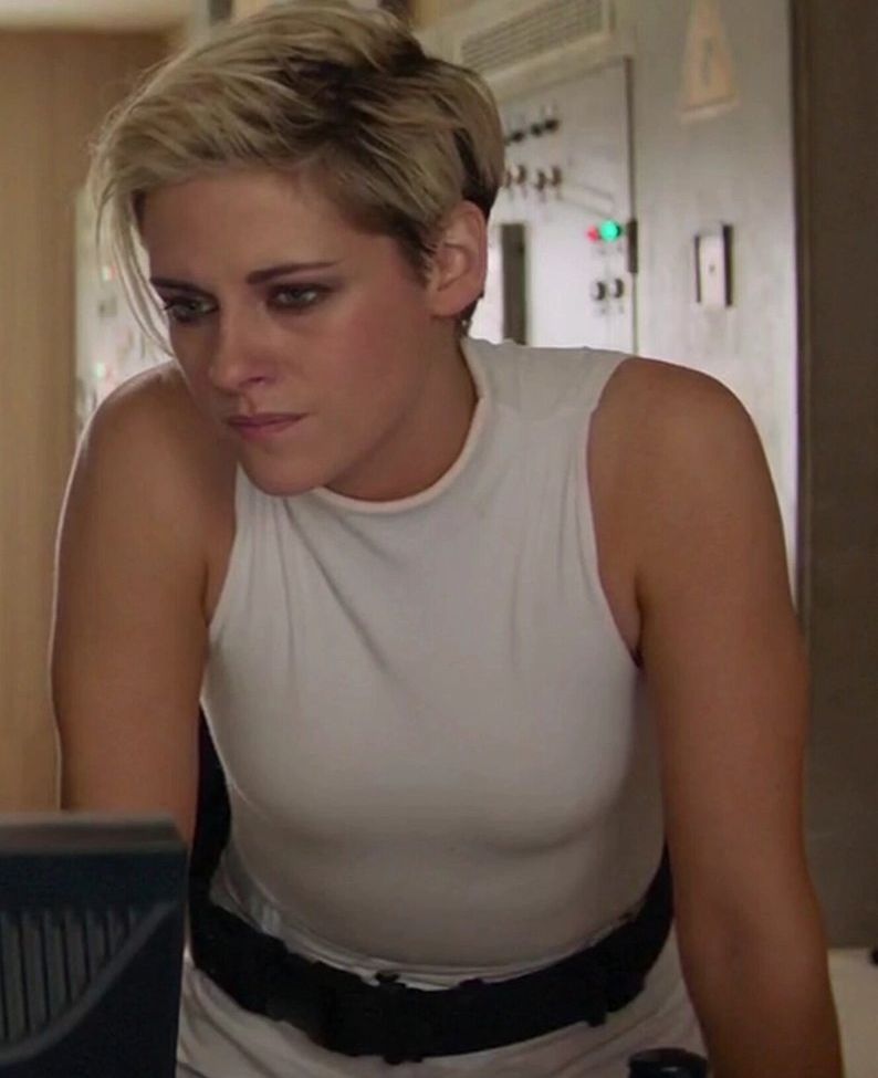 Kristen Stewart nude #107750279