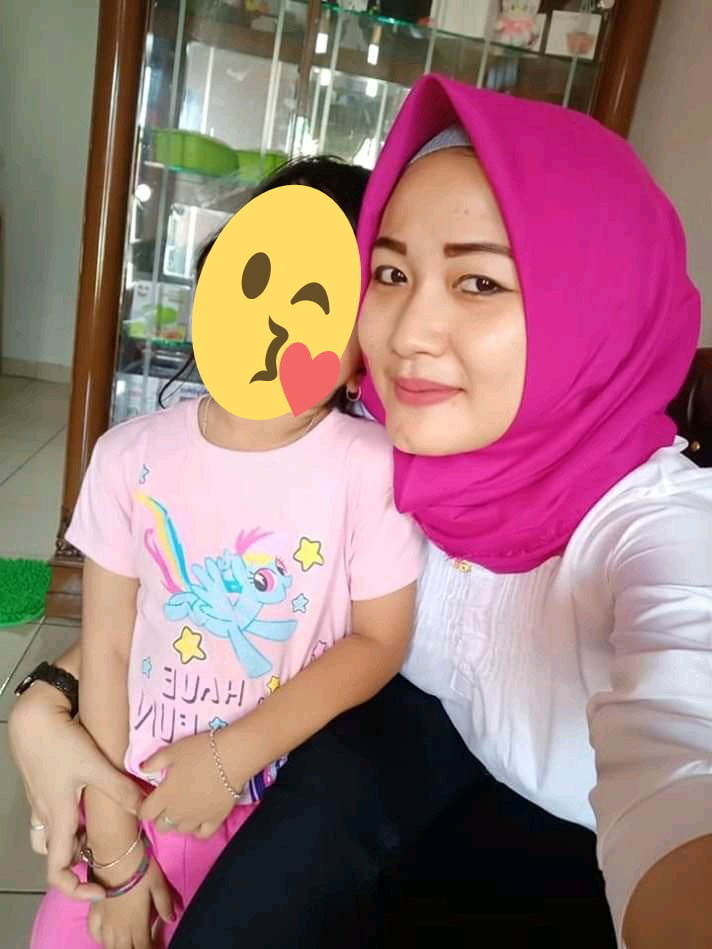 Hijab tante binal
 #90309846