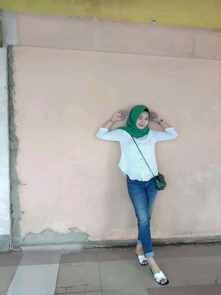 Hijab tante binal
 #90310002