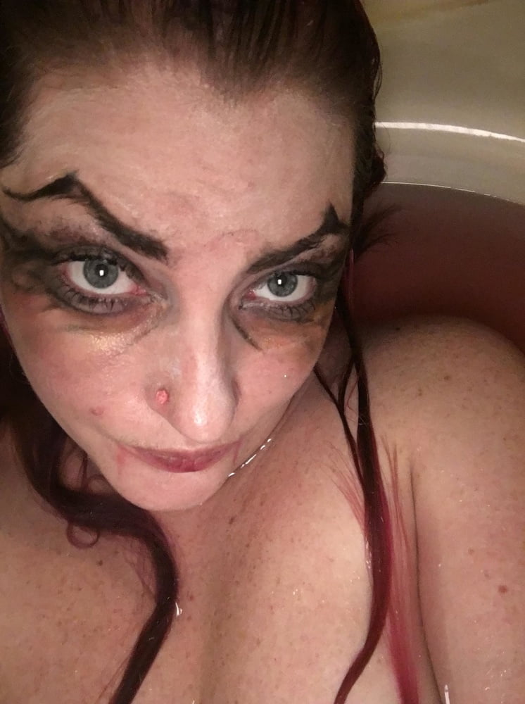 Dumb Fuckpig goes further down the rabbit hole #89628699