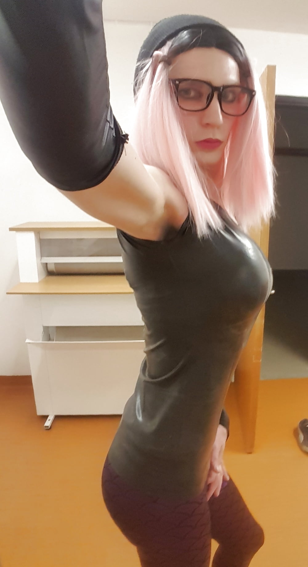 Crept down to the laundry room in my appartement building #107142961