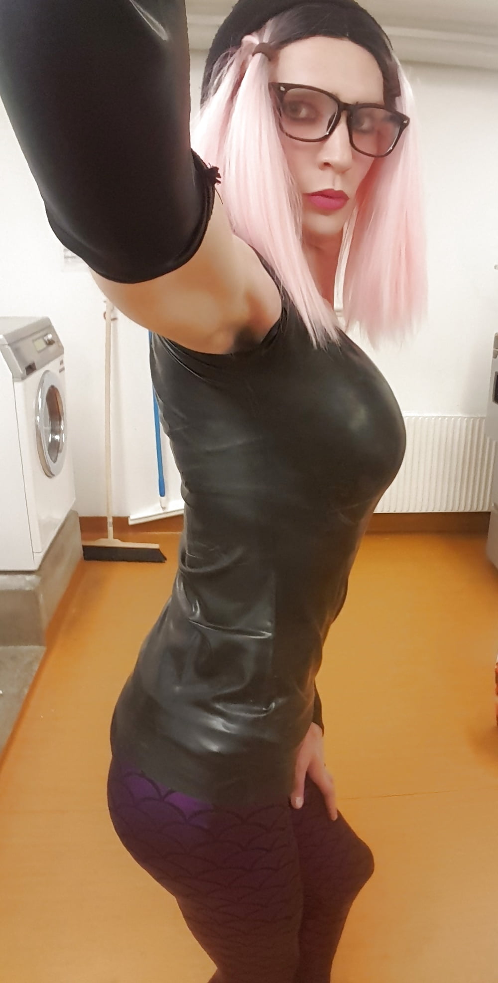 Crept down to the laundry room in my appartement building #107142994