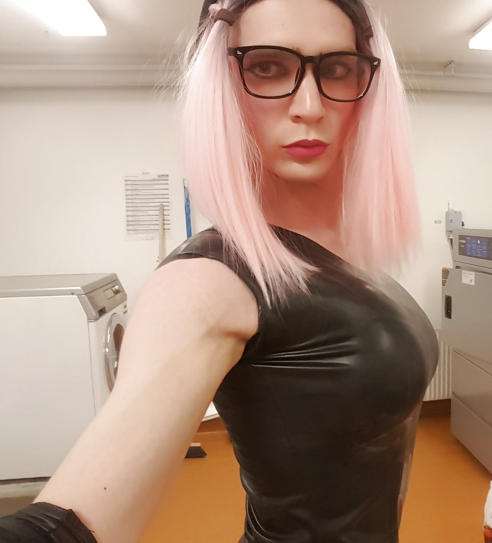 Crept down to the laundry room in my appartement building #107142996