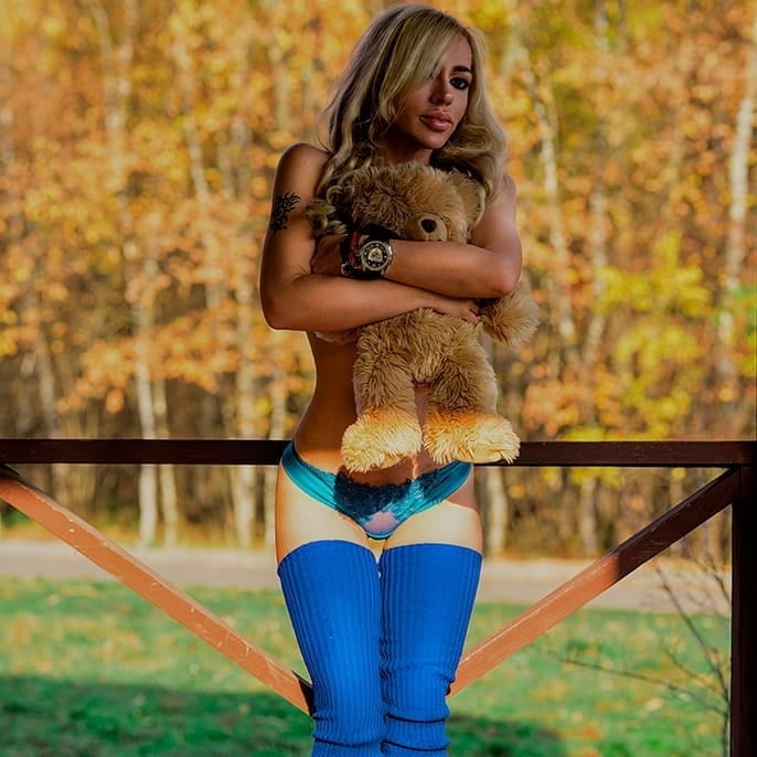 Caliente rusa puta anal mostrando su cuerpo sexy con medias
 #88396477