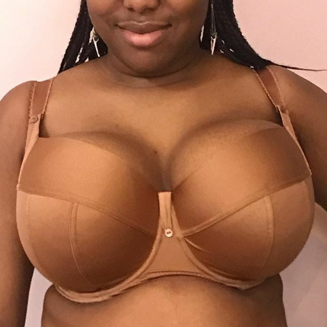 Bbw soutien-gorge sexy 276
 #104017910