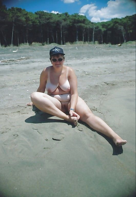 bbw beach #89137039