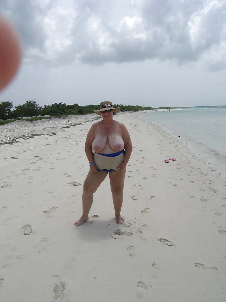 bbw beach #89137092