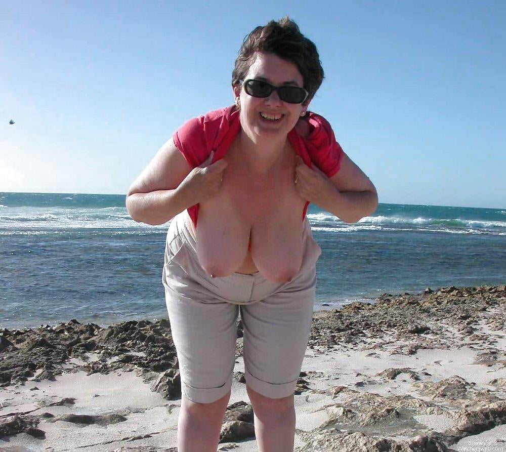 bbw beach #89137129