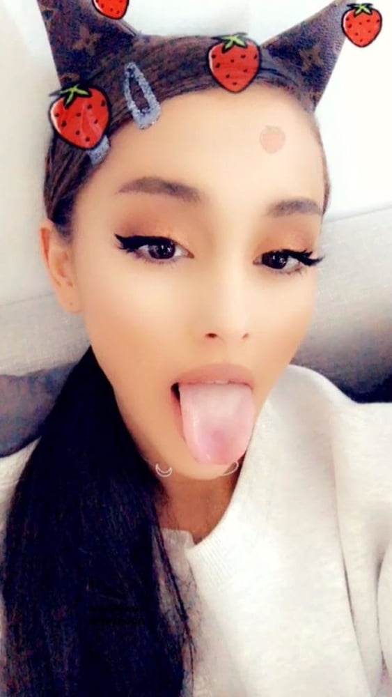 Ariana grande
 #81513586