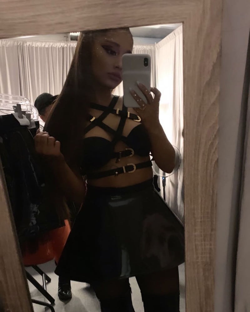 Ariana grande
 #81513619