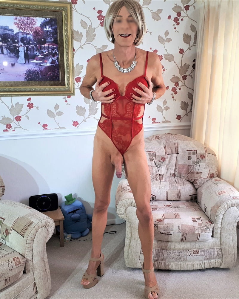 Alessia Travestita models red lace Victoria&#039;s Secret body #106849840
