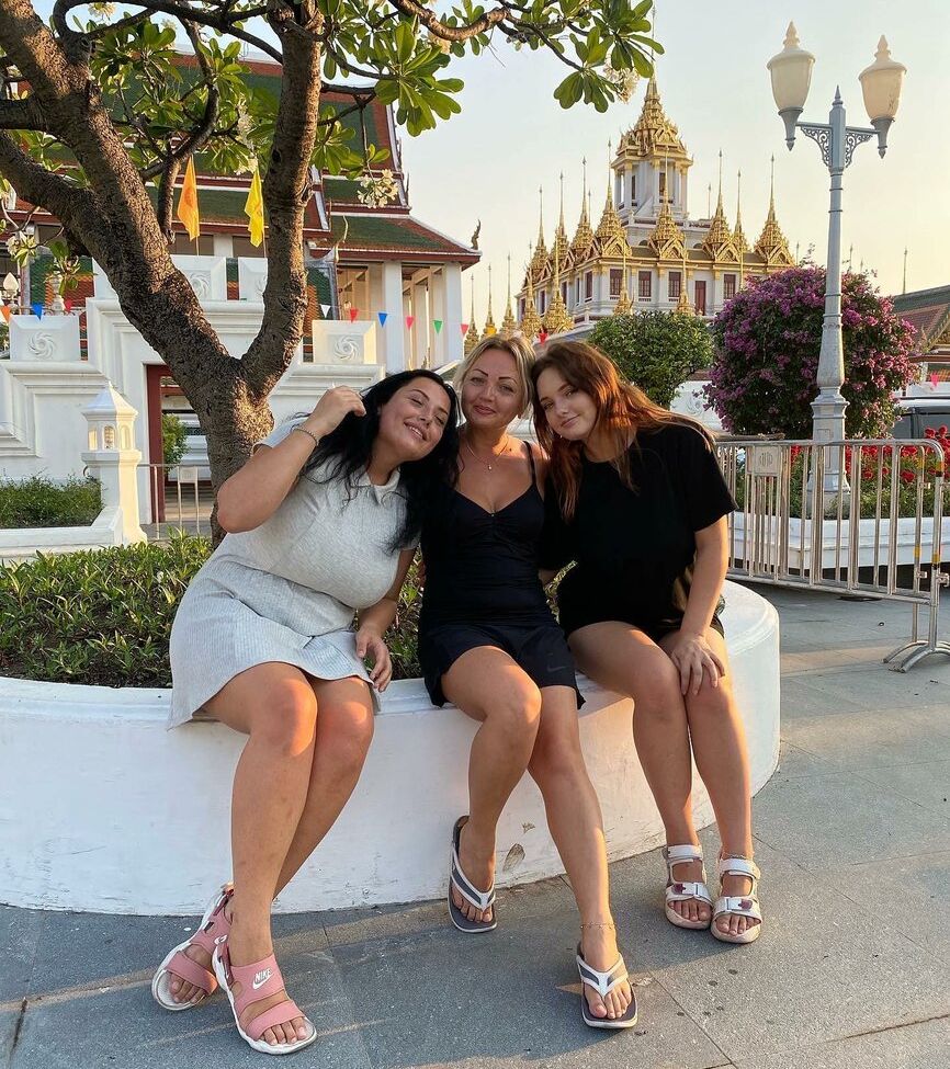 Caroline Moore nackt #108228516