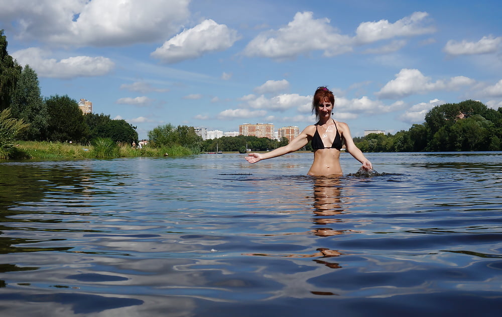 Swimmind in Moscow&#039;s pond #107194088