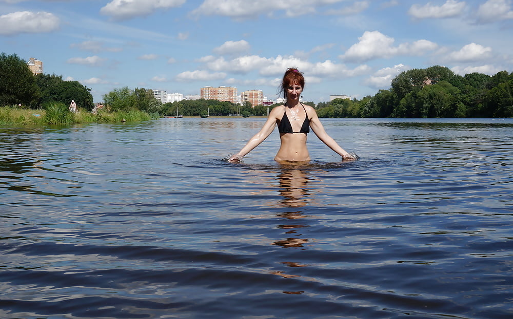 Swimmind in Moscow&#039;s pond #107194098