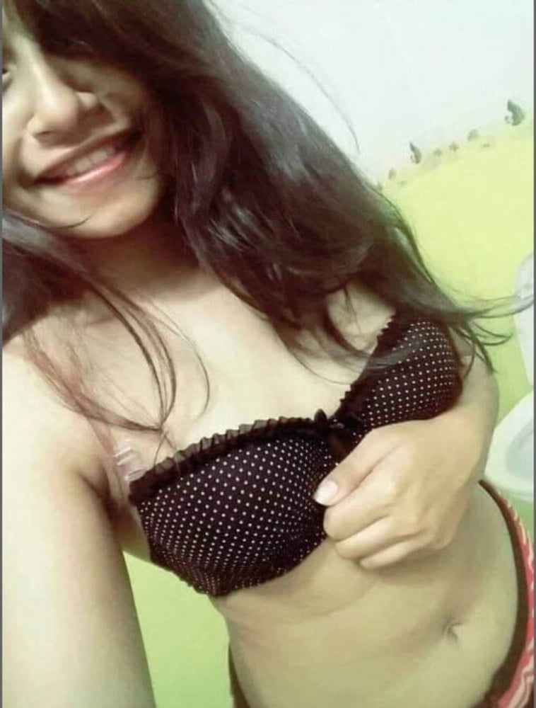 Unknown Desi Girl 010 (leaked nudes) #103572881