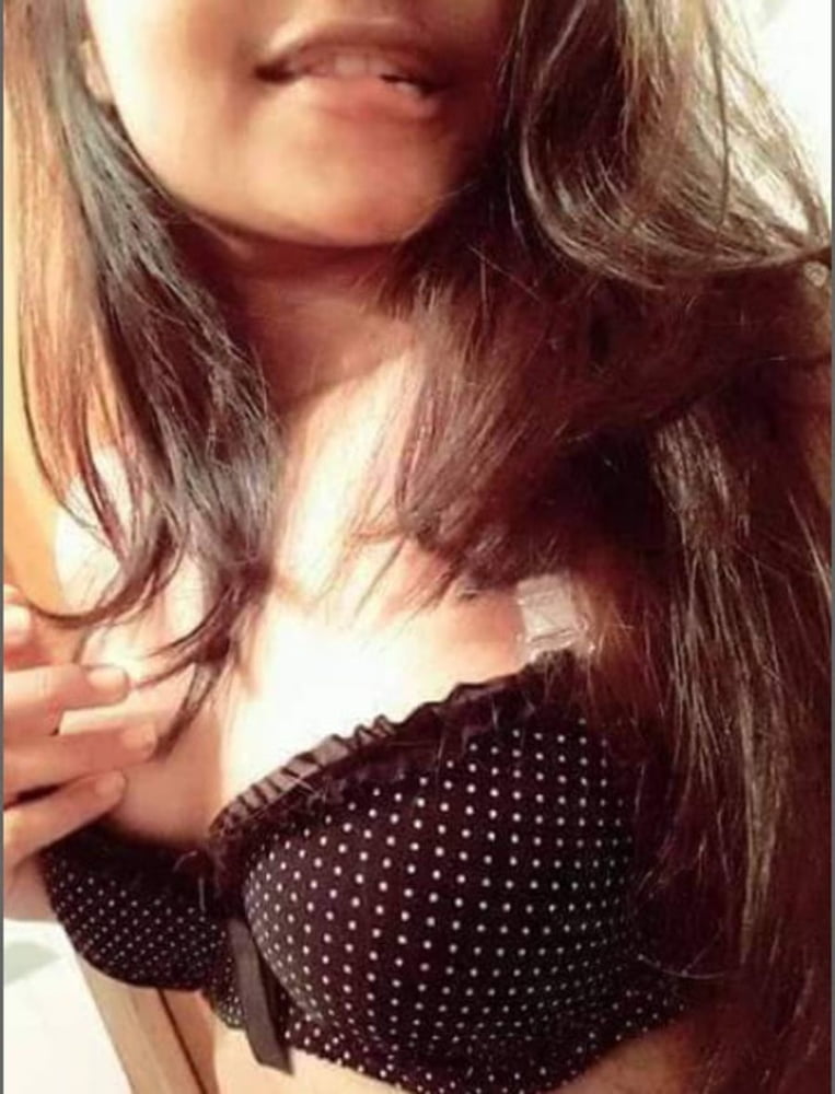 Unknown Desi Girl 010 (leaked nudes) #103572889