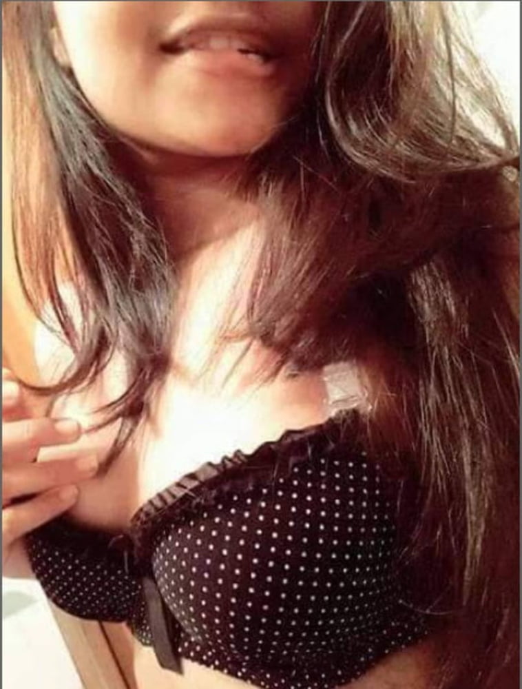 Unknown Desi Girl 010 (leaked nudes) #103572894