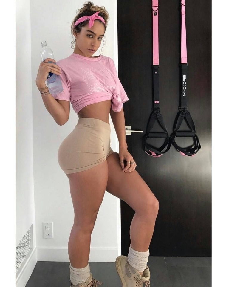 Sommer ray
 #92415350