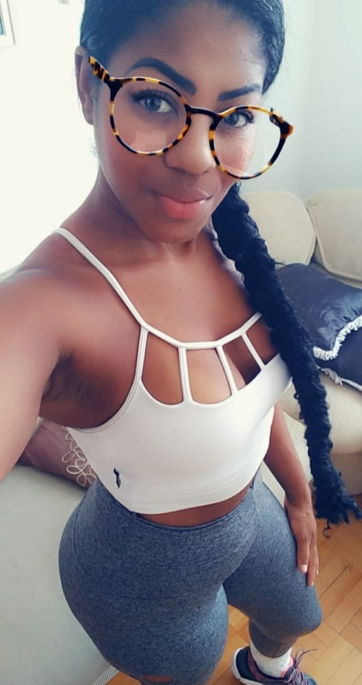 モレナ・ヴァイディサ
 #90814711