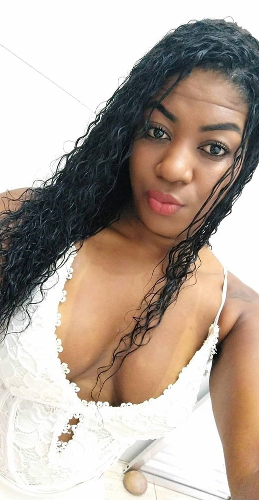 モレナ・ヴァイディサ
 #90814721