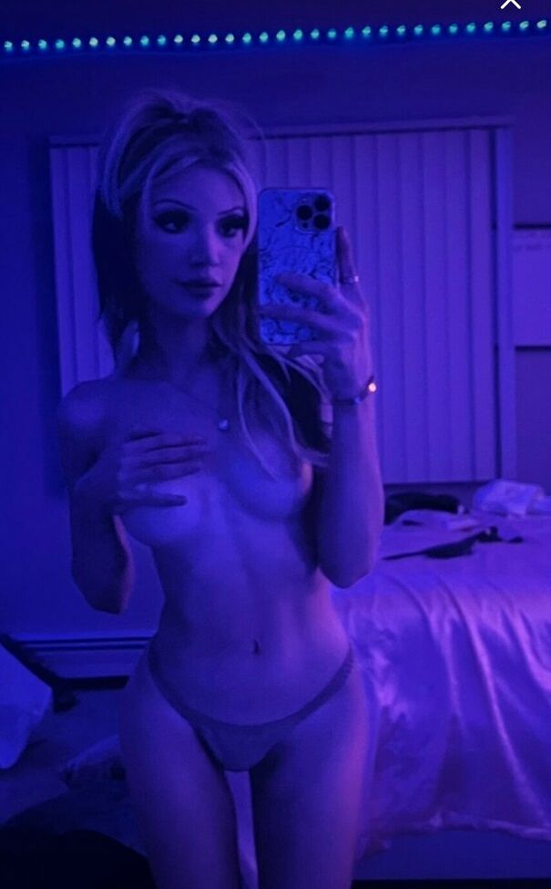 Tspollypocket nude #108618739