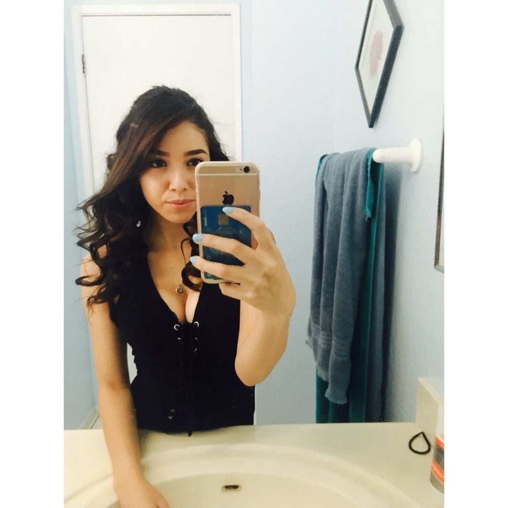 Whiitegurll
 #90229838