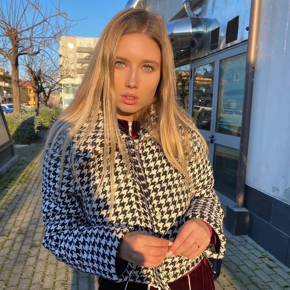 Polina wunderschön russisch instagram babe
 #102122031